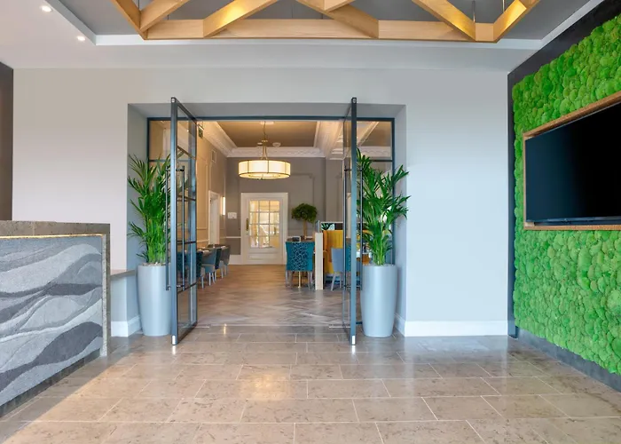 The Ro Windermere باونيس أون وينديرمير